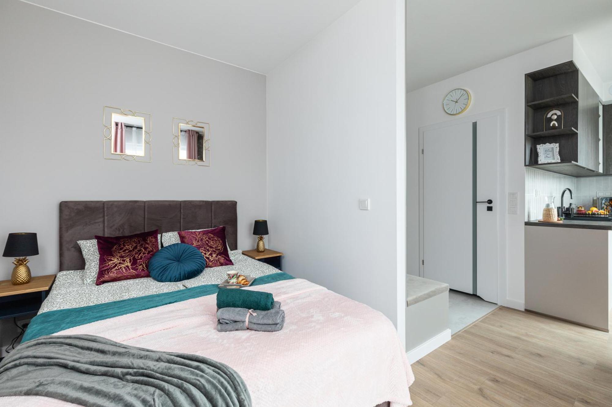 Апартаменти Superapart Nowy Sluzewiec, Next To Chopina Airport, Tor Sluzewiec, Aircondition *