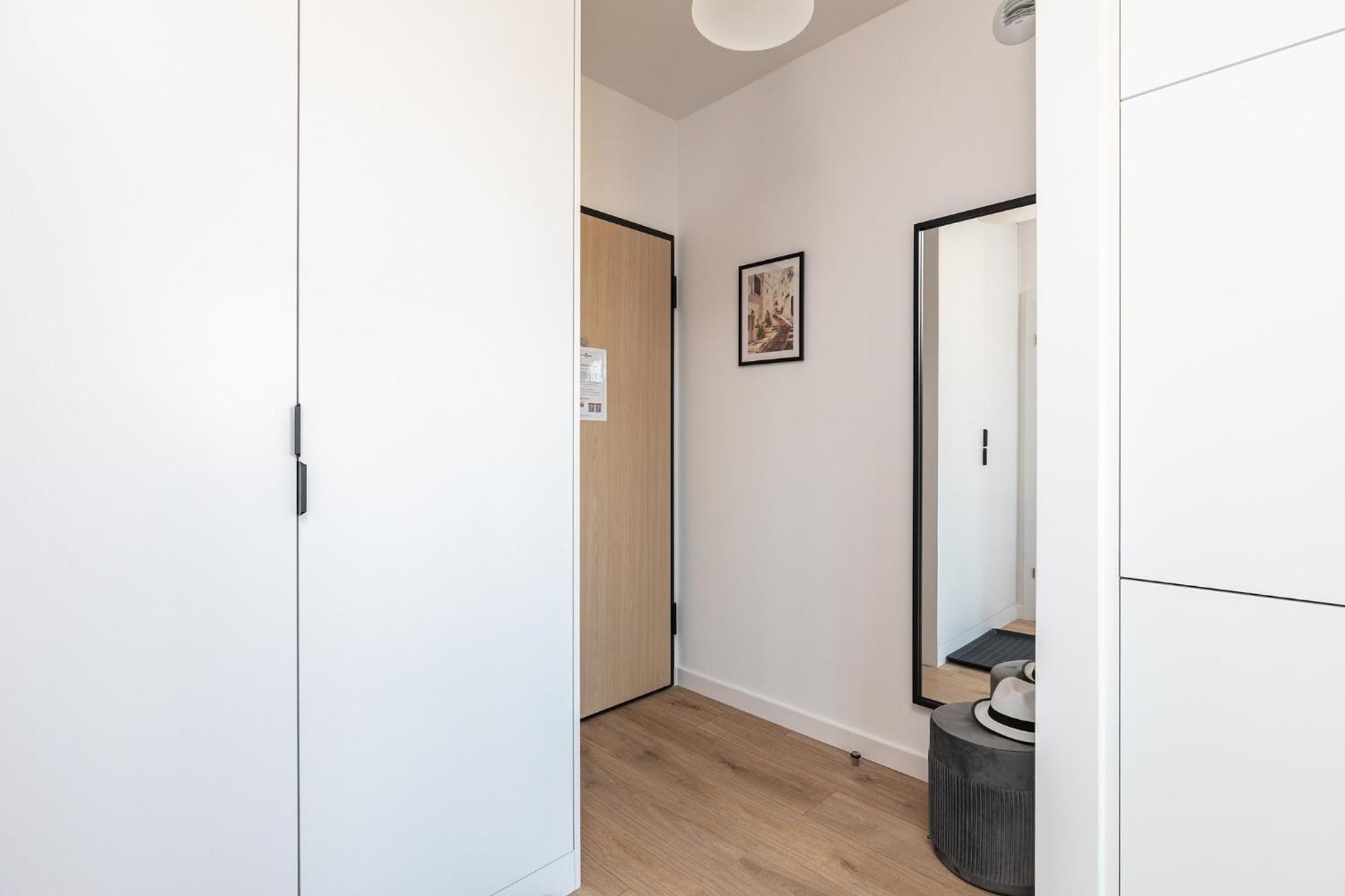 Апартаменти Superapart Nowy Sluzewiec, Next To Chopina Airport, Tor Sluzewiec, Aircondition