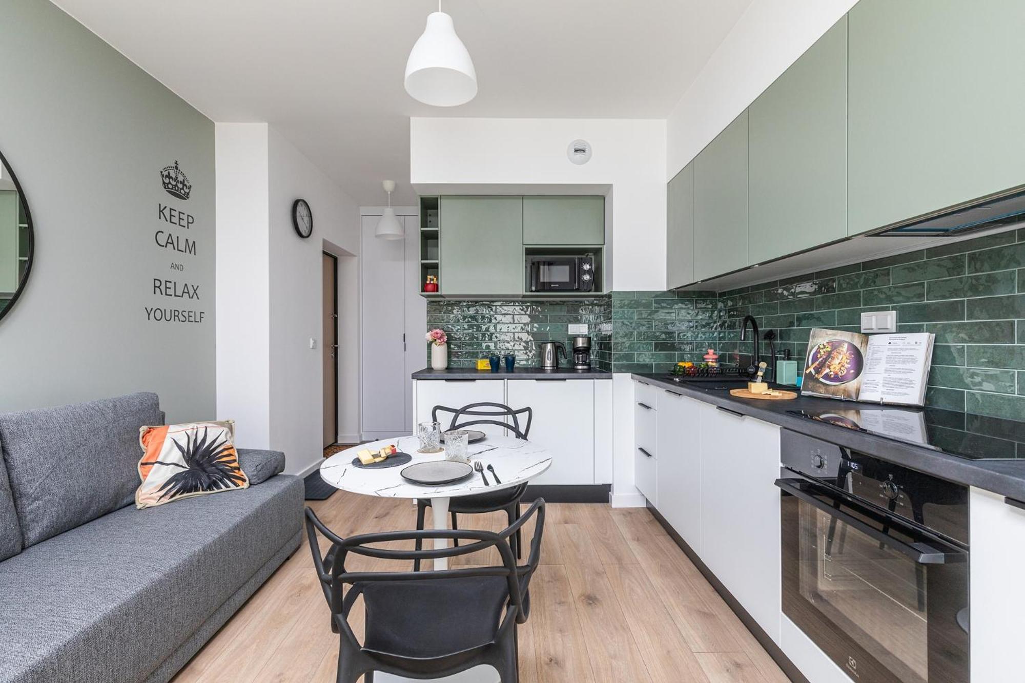 Superapart Nowy Sluzewiec, Next To Chopina Airport, Tor Sluzewiec, Aircondition Apartment Warschau