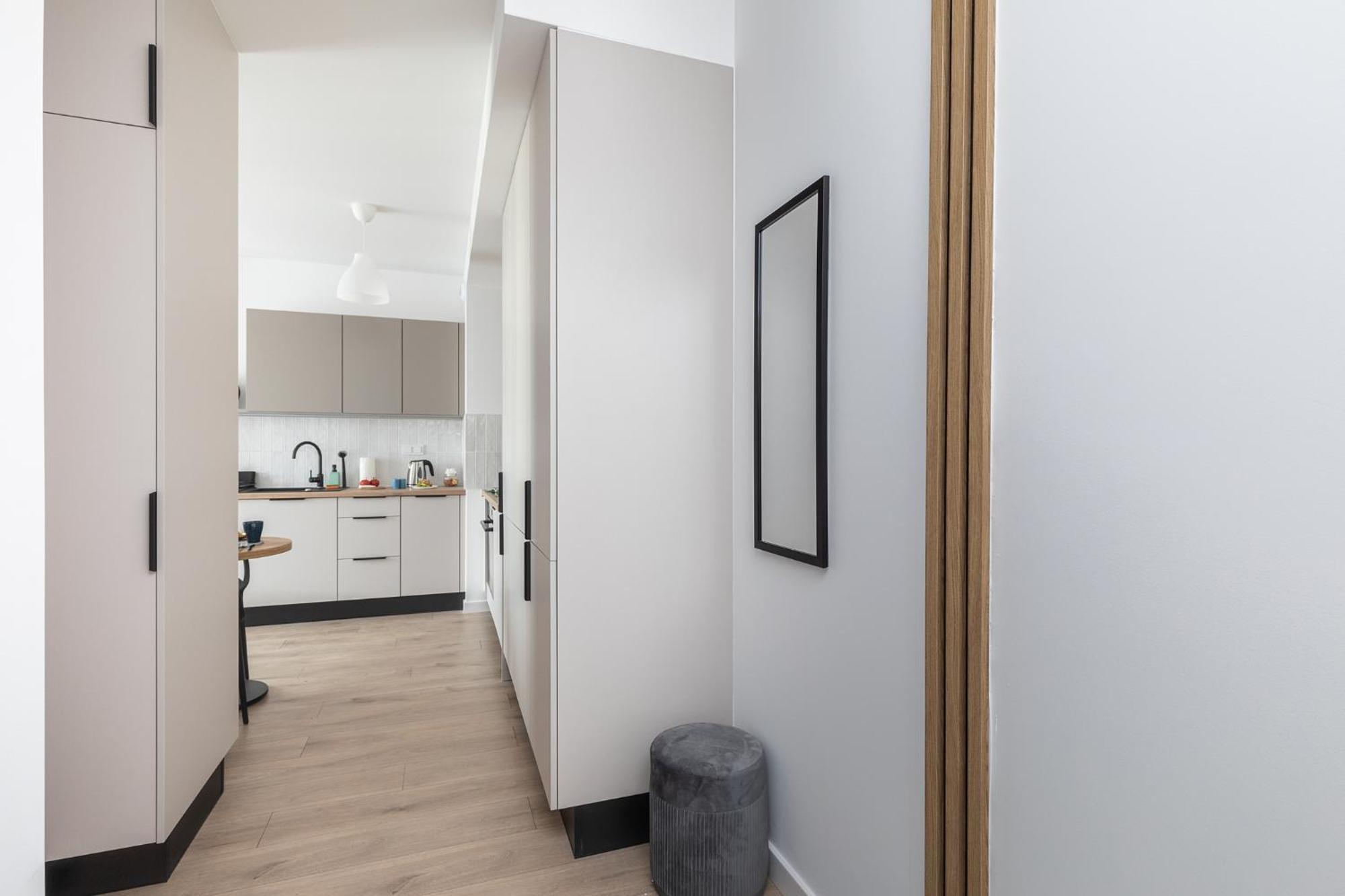 Апартаменти Superapart Nowy Sluzewiec, Next To Chopina Airport, Tor Sluzewiec, Aircondition *