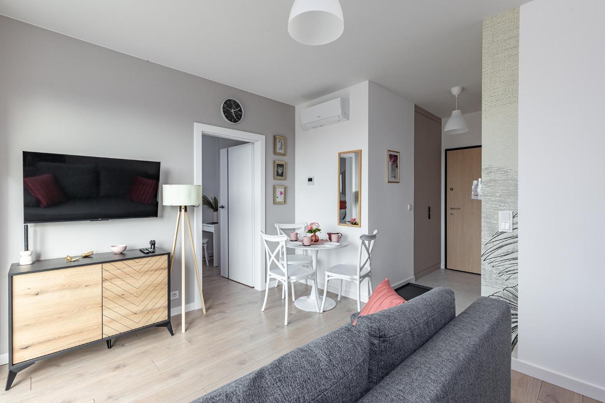 Superapart Nowy Sluzewiec, Next To Chopina Airport, Tor Sluzewiec, Aircondition Апартаменти *