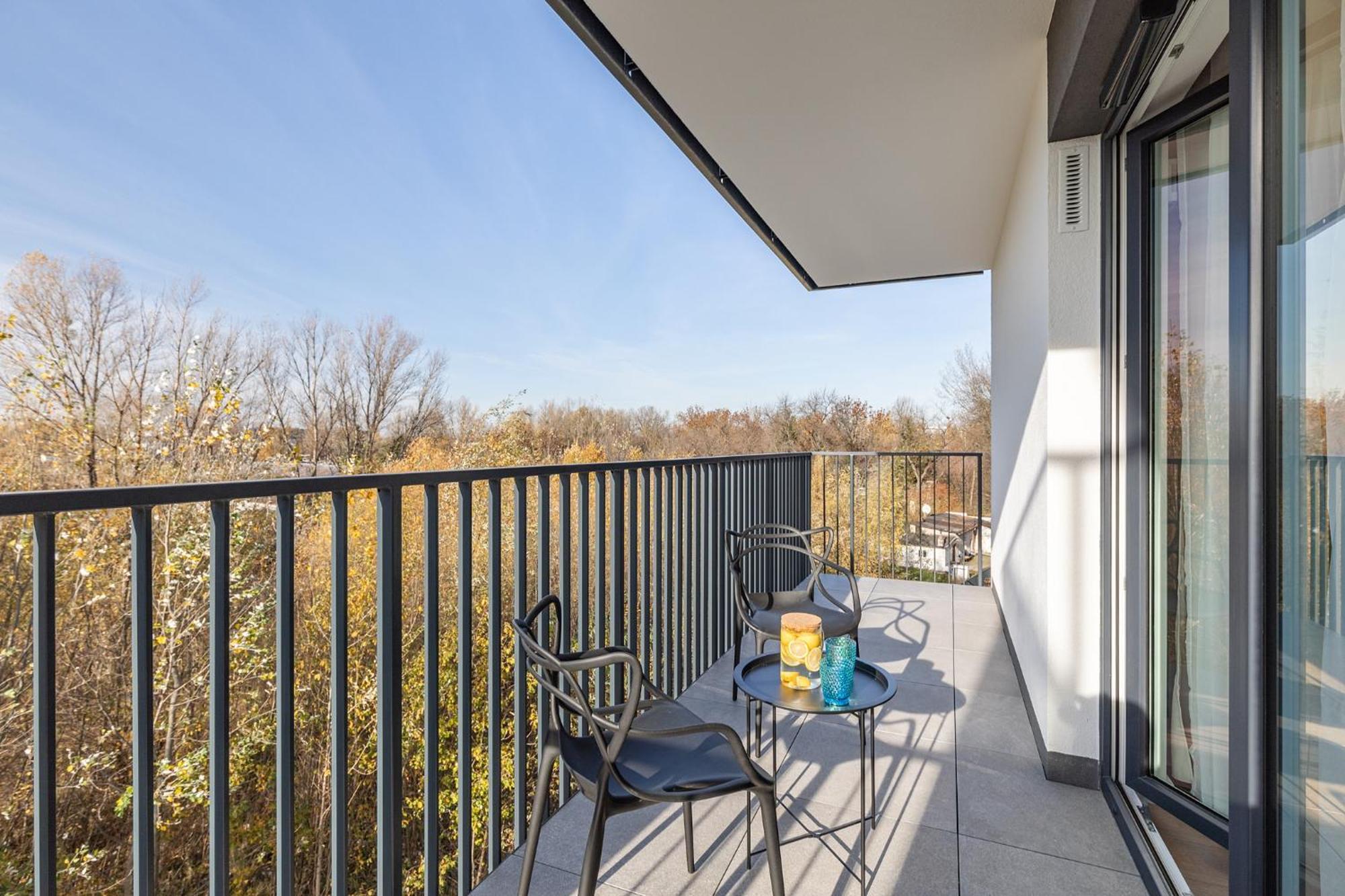 Superapart Nowy Sluzewiec, Next To Chopina Airport, Tor Sluzewiec, Aircondition Апартаменти