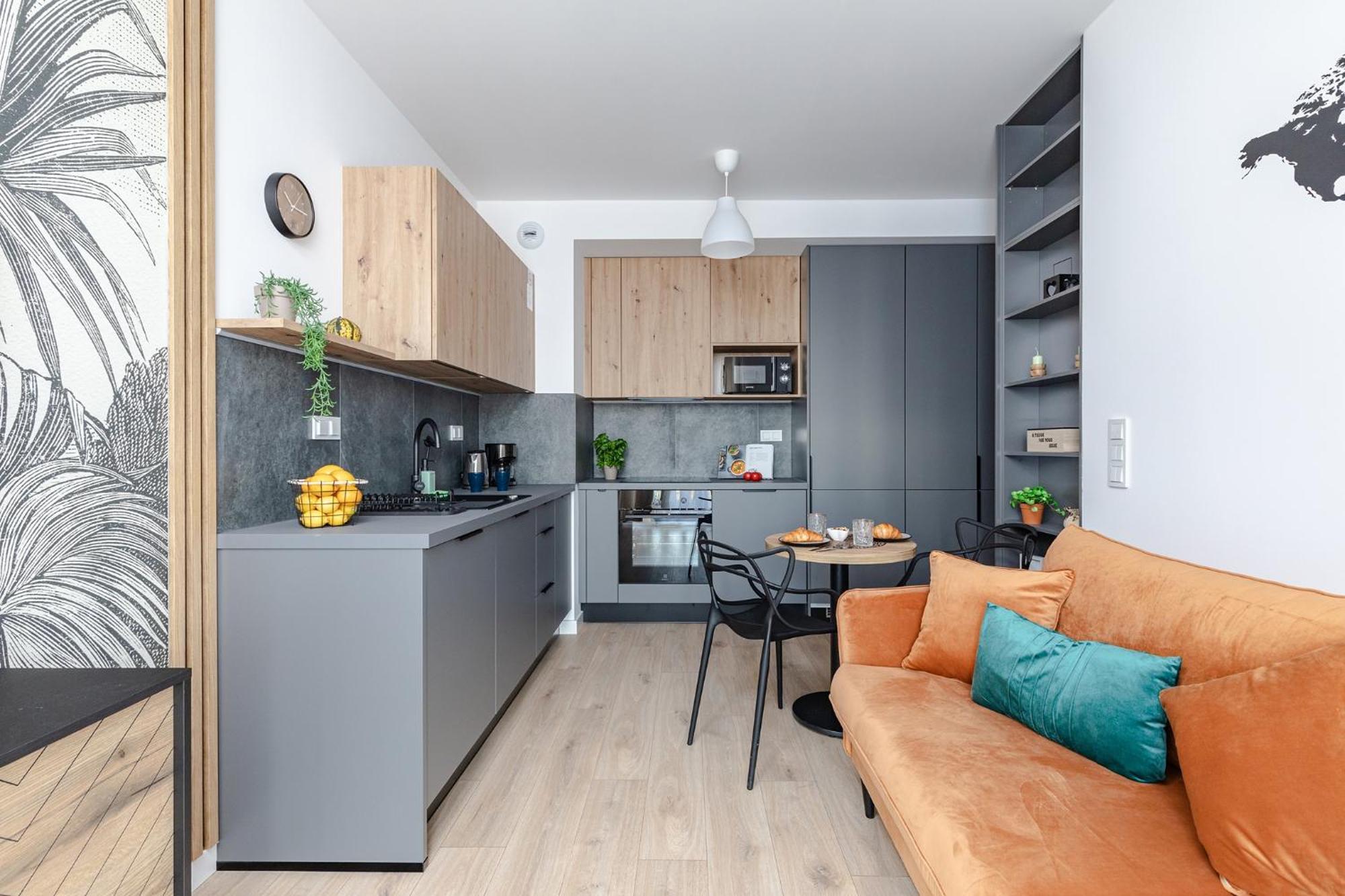 Superapart Nowy Sluzewiec, Next To Chopina Airport, Tor Sluzewiec, Aircondition Апартаменти