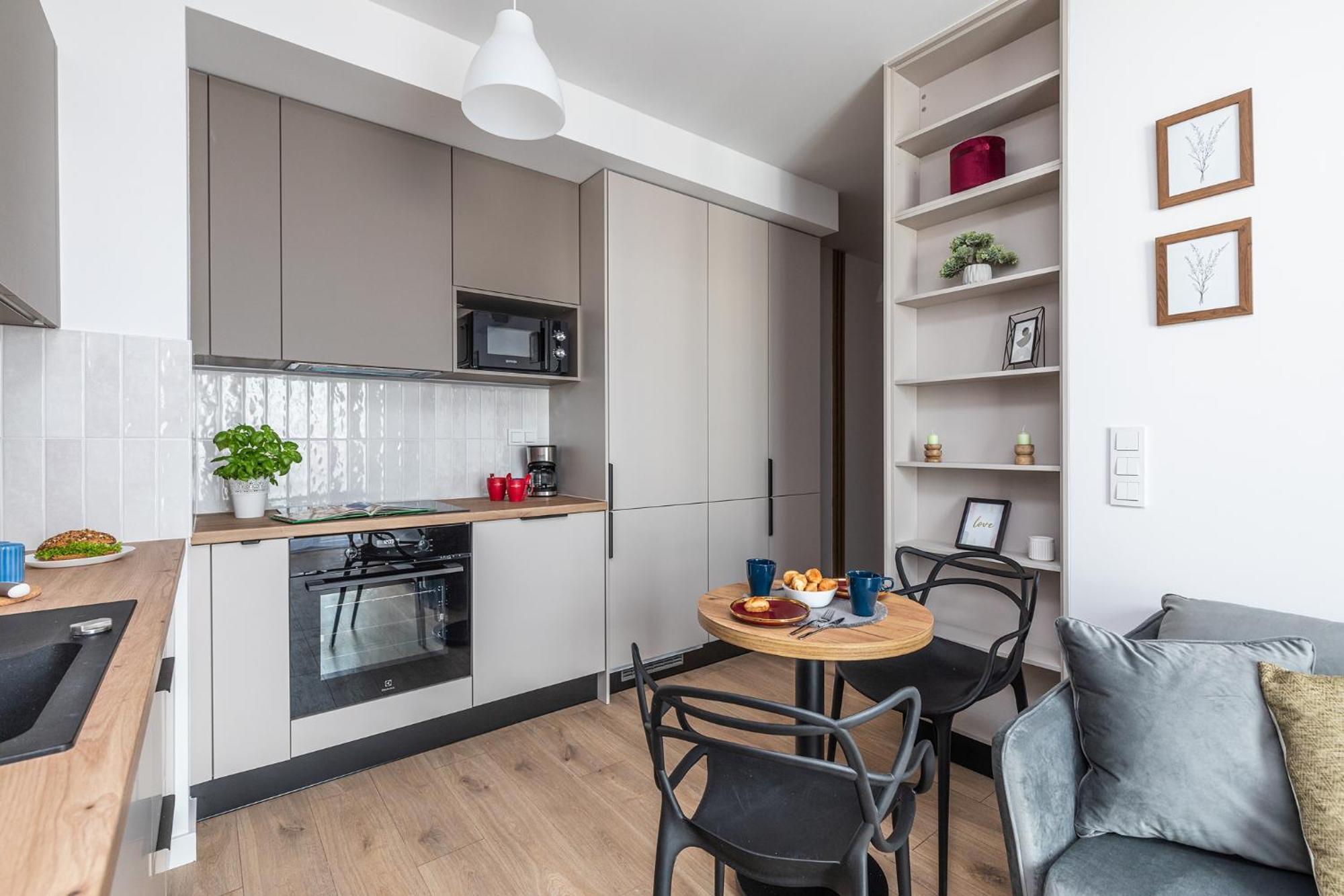 Superapart Nowy Sluzewiec, Next To Chopina Airport, Tor Sluzewiec, Aircondition Leilighet